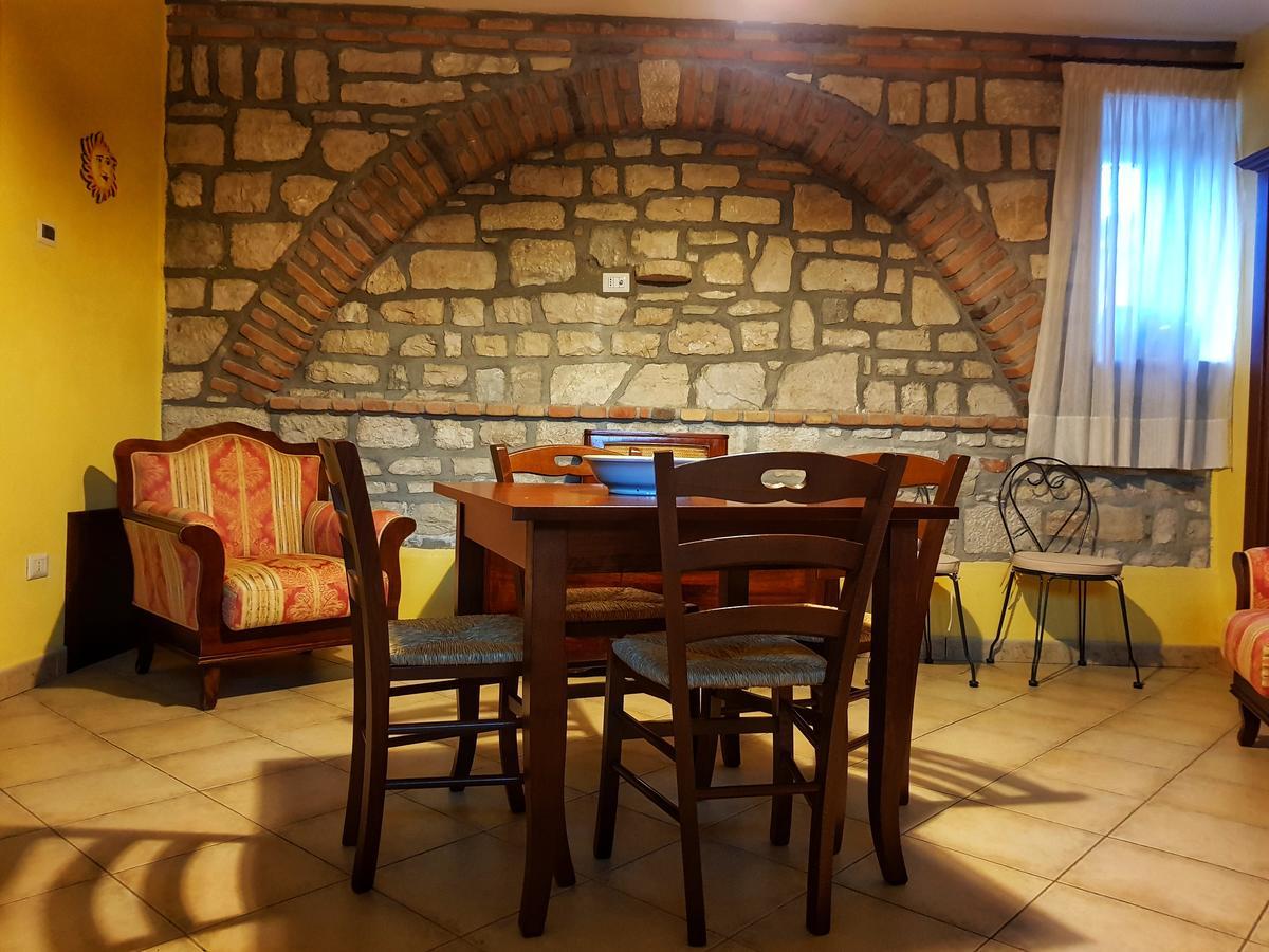 La Taverna Morcone Exterior foto
